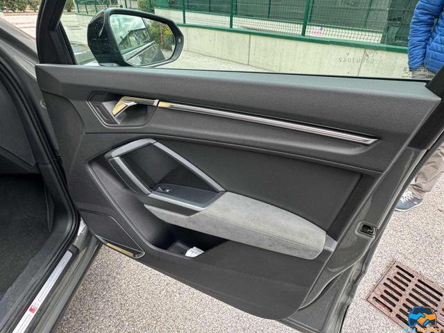 AUDI Q3 SPB 35 TDI S tronic S line edition