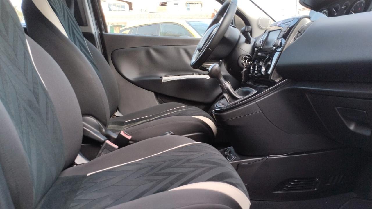 Lancia Ypsilon 1.3 MJT 16V 95 CV 5 porte S&S Platinum
