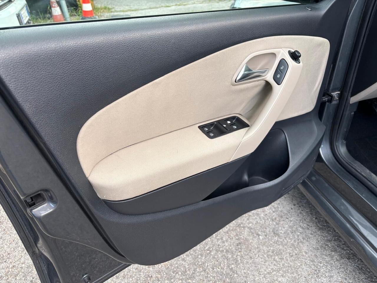 Volkswagen Polo 1.2 70 CV 5p. Comfortline OK Neopatentati