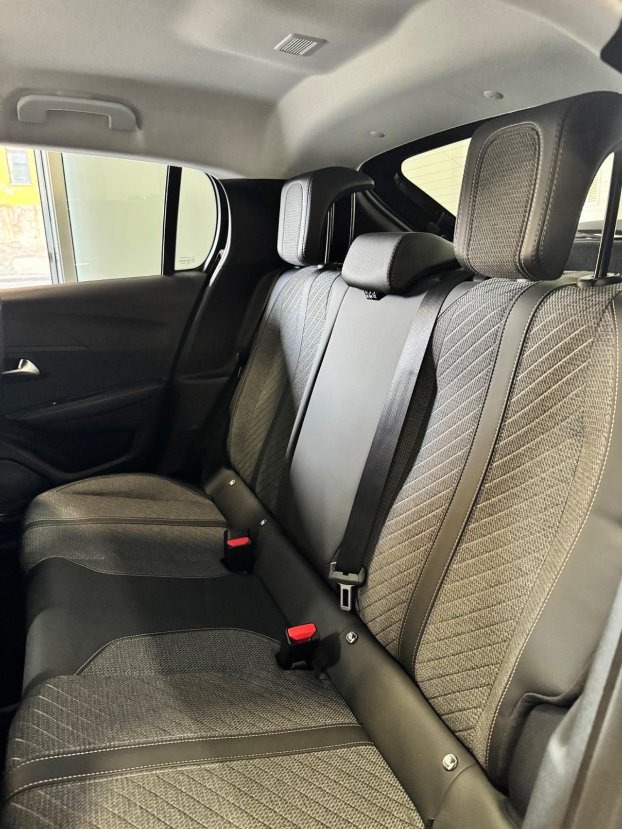 Peugeot 208 2 SERIE HYBRID 145 CV E-DCS6 5 PORTE ALLURE