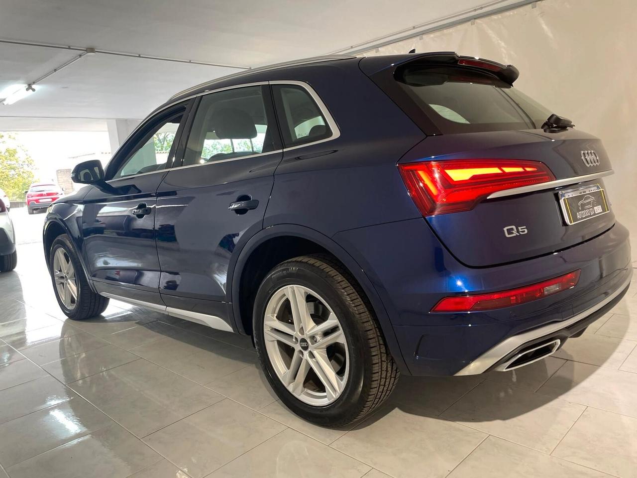 Audi Q5 40 TDI 204 CV quattro S-LINE IVA ESPOSTA