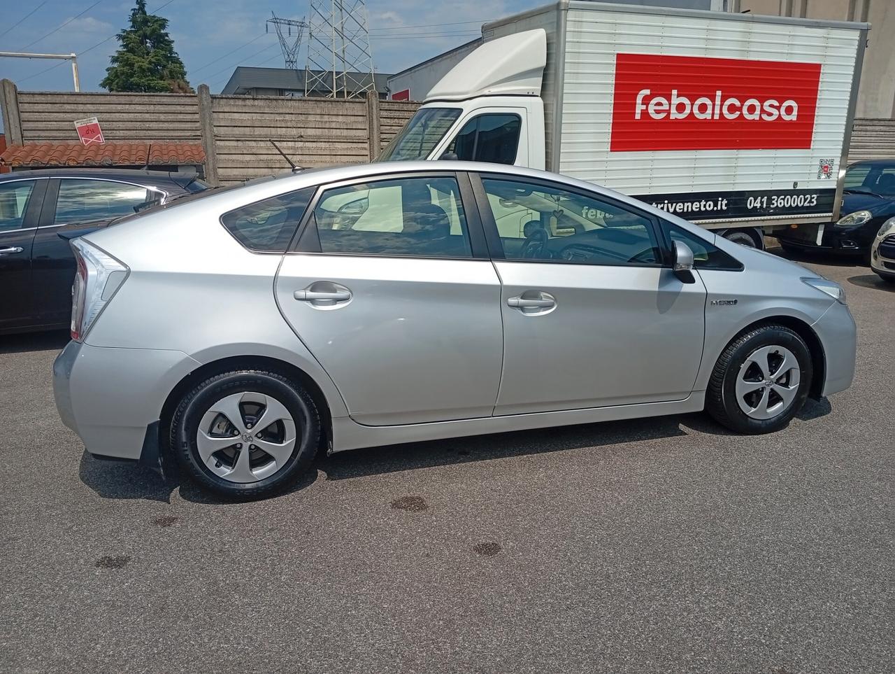 Toyota Prius 1.8 Lounge