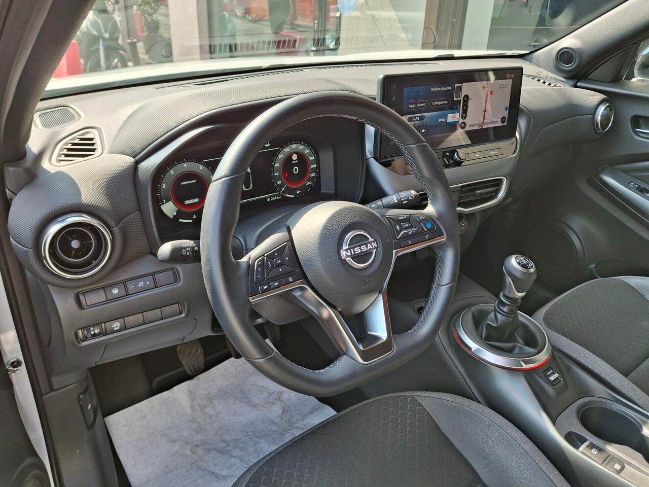 Nissan Juke 1.0 DIG-T 114 CV N-Connecta