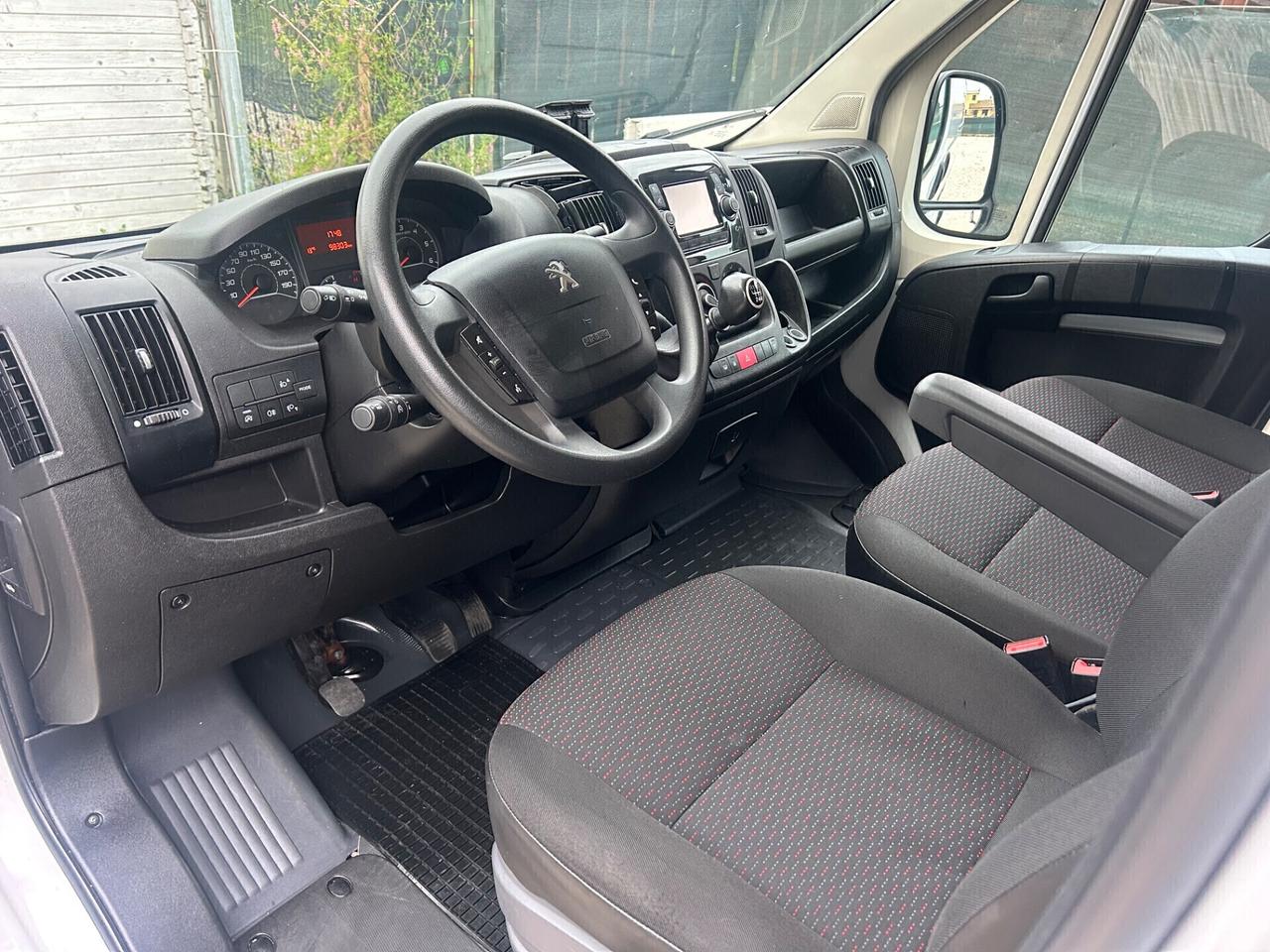 Peugeot Boxer 333 2.2 BlueHDi 140 S&S PC-TM Furgone