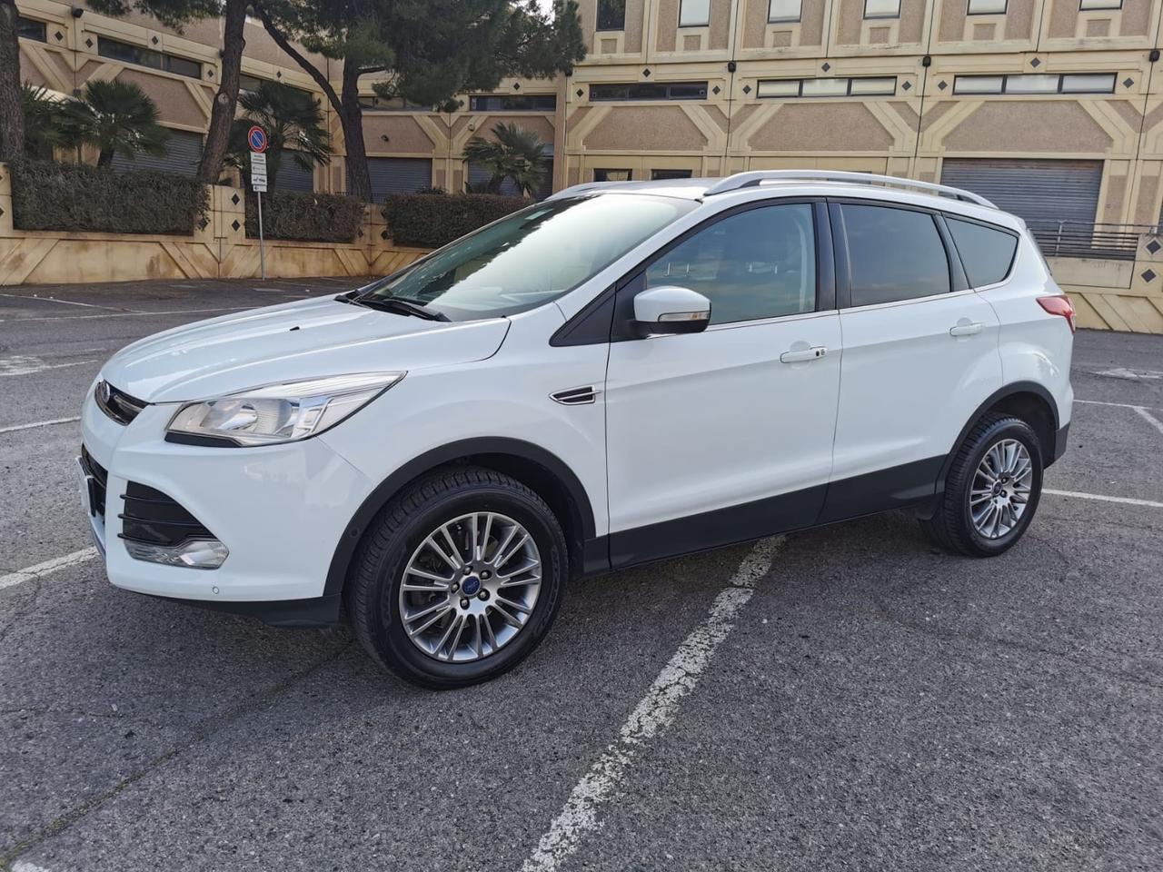 Ford Kuga Titanium ( 2” Serie ) 2.0 Tdci - 136 Cv 4 WD - Powershift