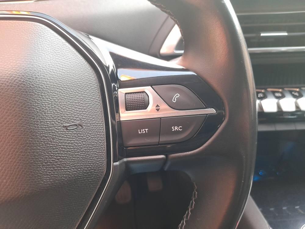 PEUGEOT 3008 1.5 BLUEHDI 130 CV ALLURE