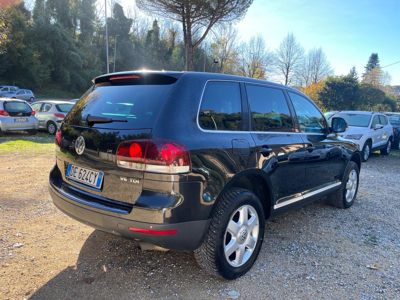 Volkswagen Touareg 3.0 V6 TDI DPF Exclusive