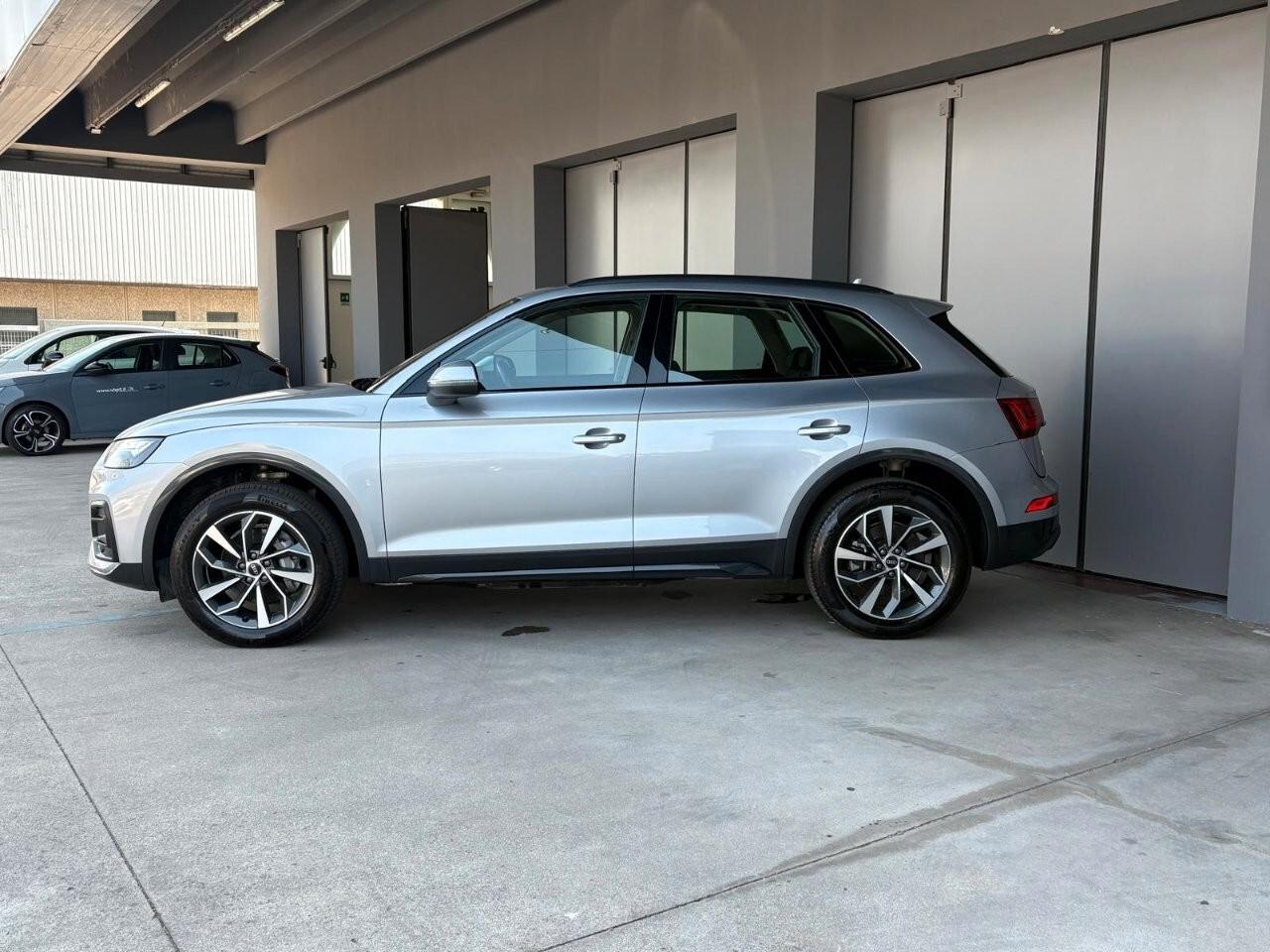 Audi Q5 45 TFSI quattro S tronic Business Advanced