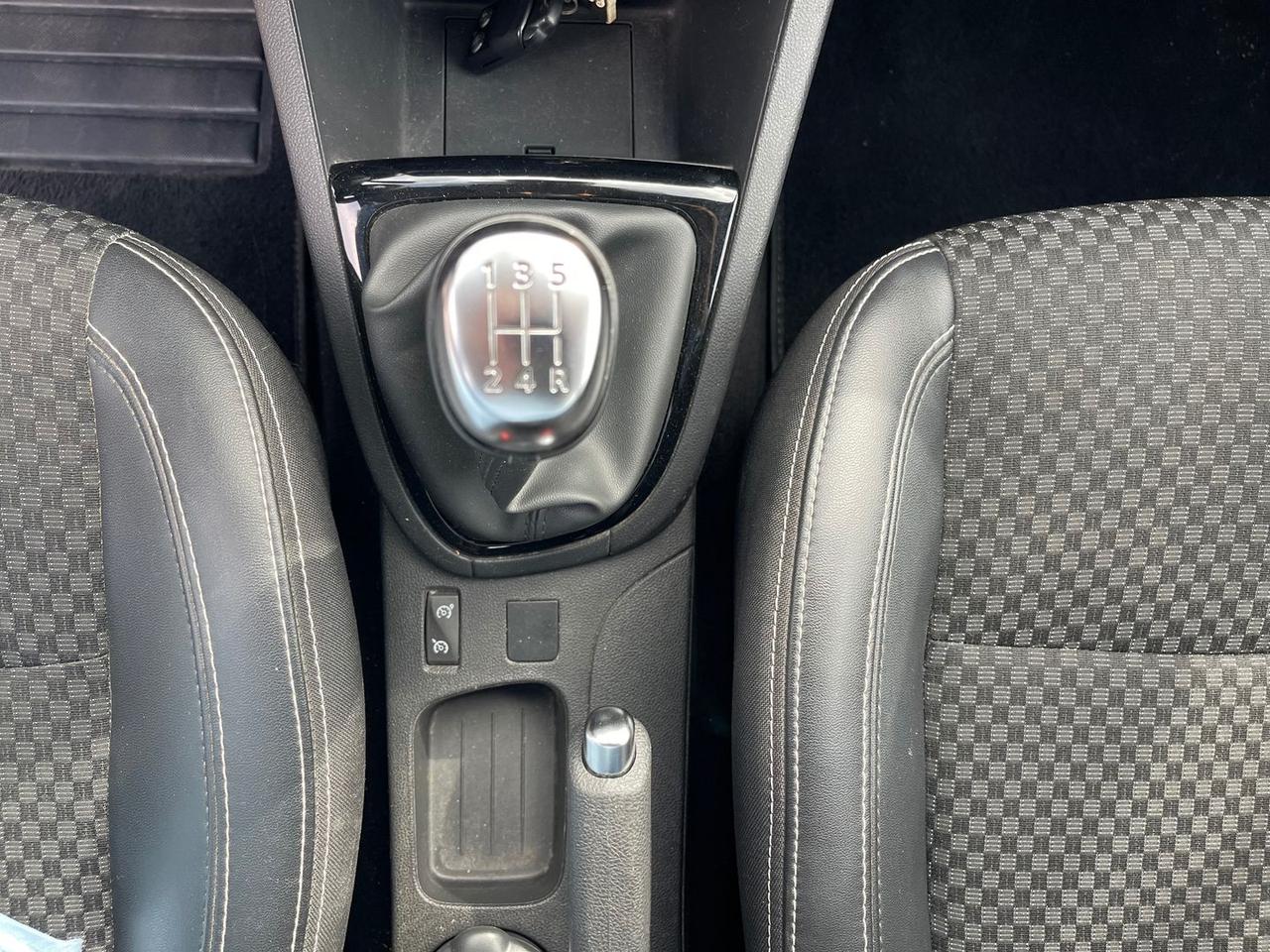 Renault Clio Moschino Zen 0.9 TCe 90 LPG #12174