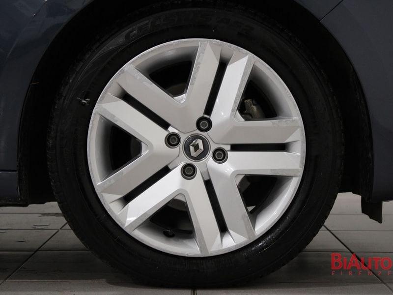 Renault Clio 1.6 Hybrid E-TECH 140cv INTENS