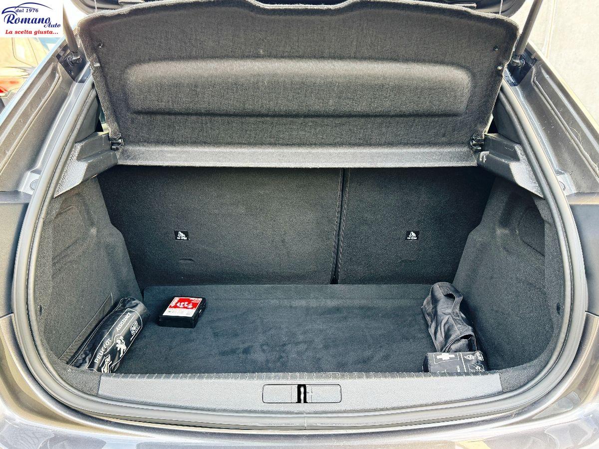 PEUGEOT - 208 1.5 bluehdi GT 100cv#VIRTUAL COCKPIT!