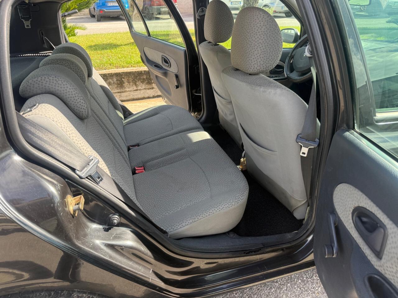 Renault Clio 1.5 diesel