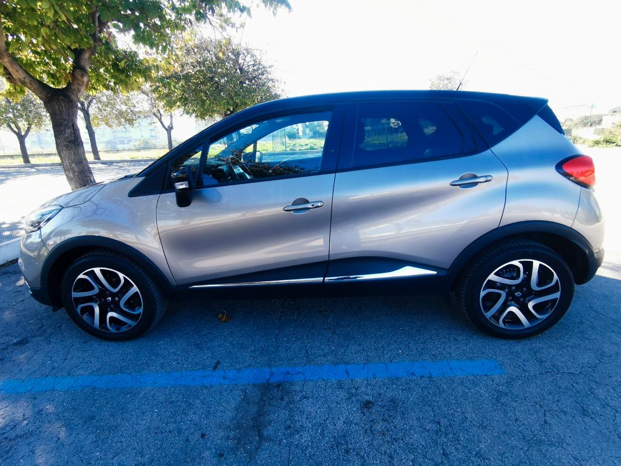 Renault Captur TCe 12V 90CV Energy Zen 2016