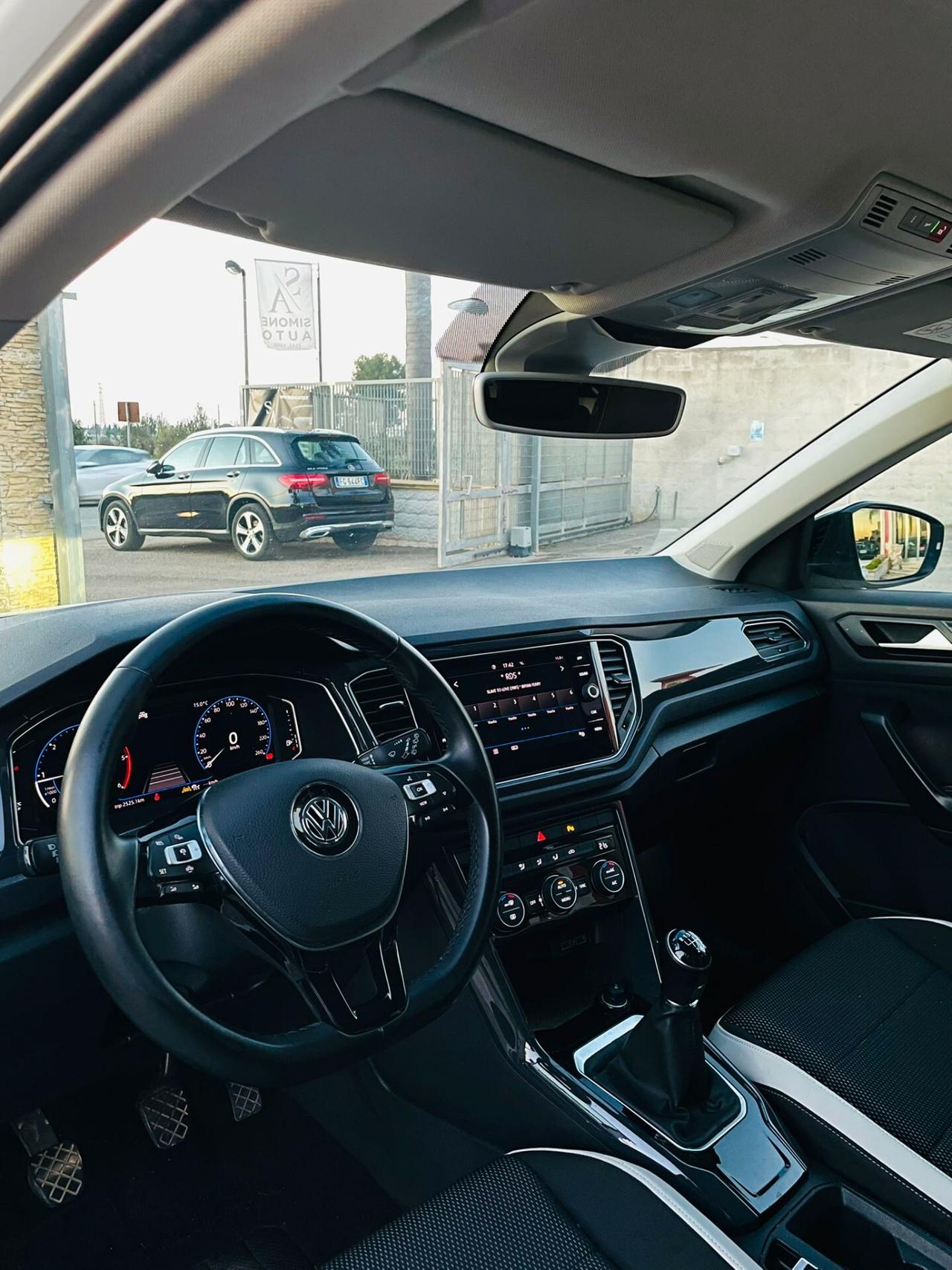 Volkswagen T-Roc 1.6 TDI Advanced BlueMotion Virtual