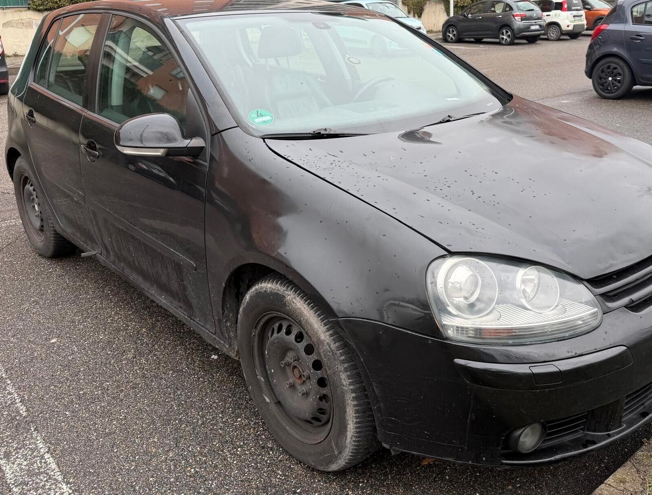 Volkswagen Golf 1.6 16V FSI 5p. Comfortline