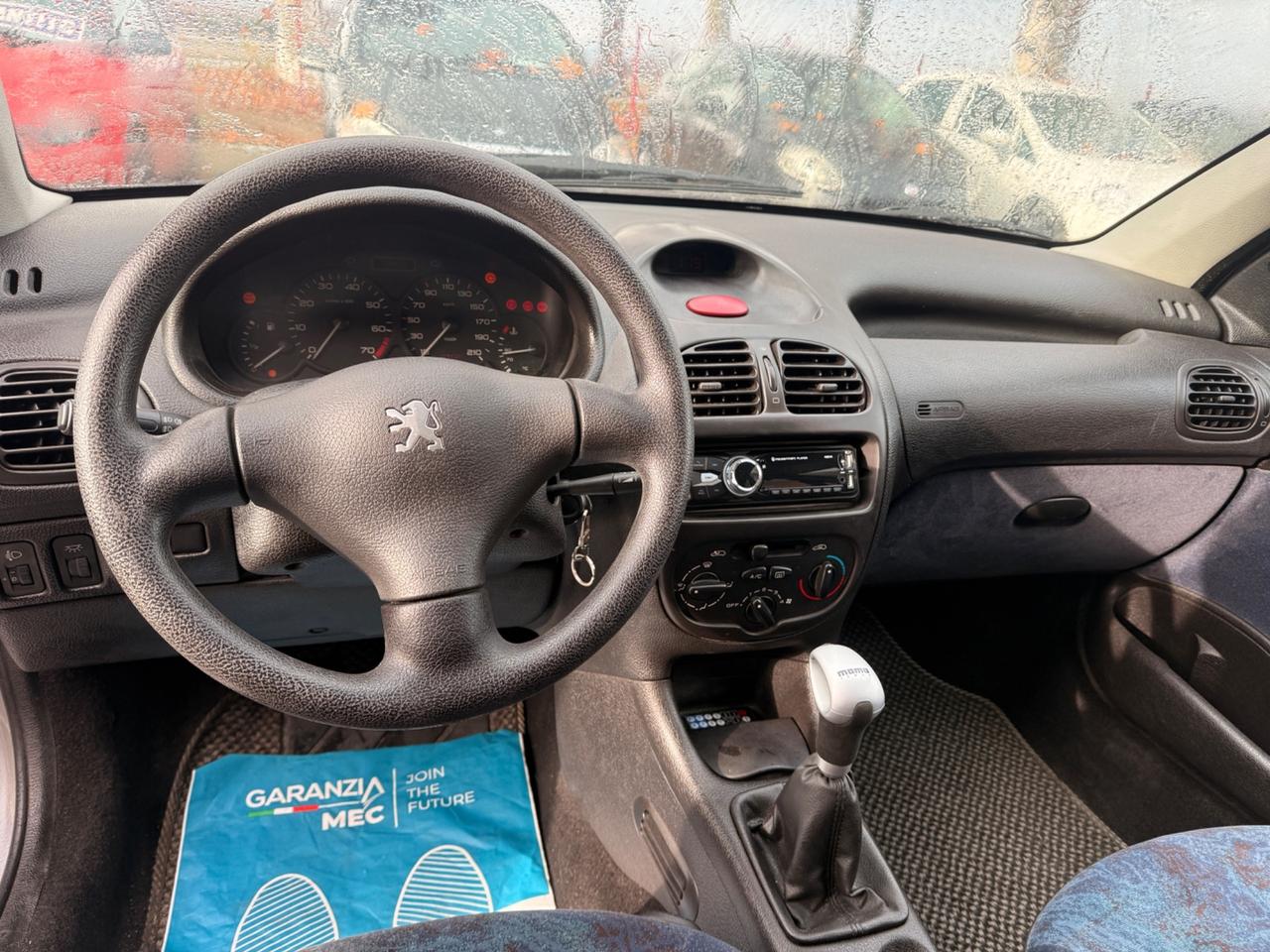 Peugeot 206 1.1 3p. XT