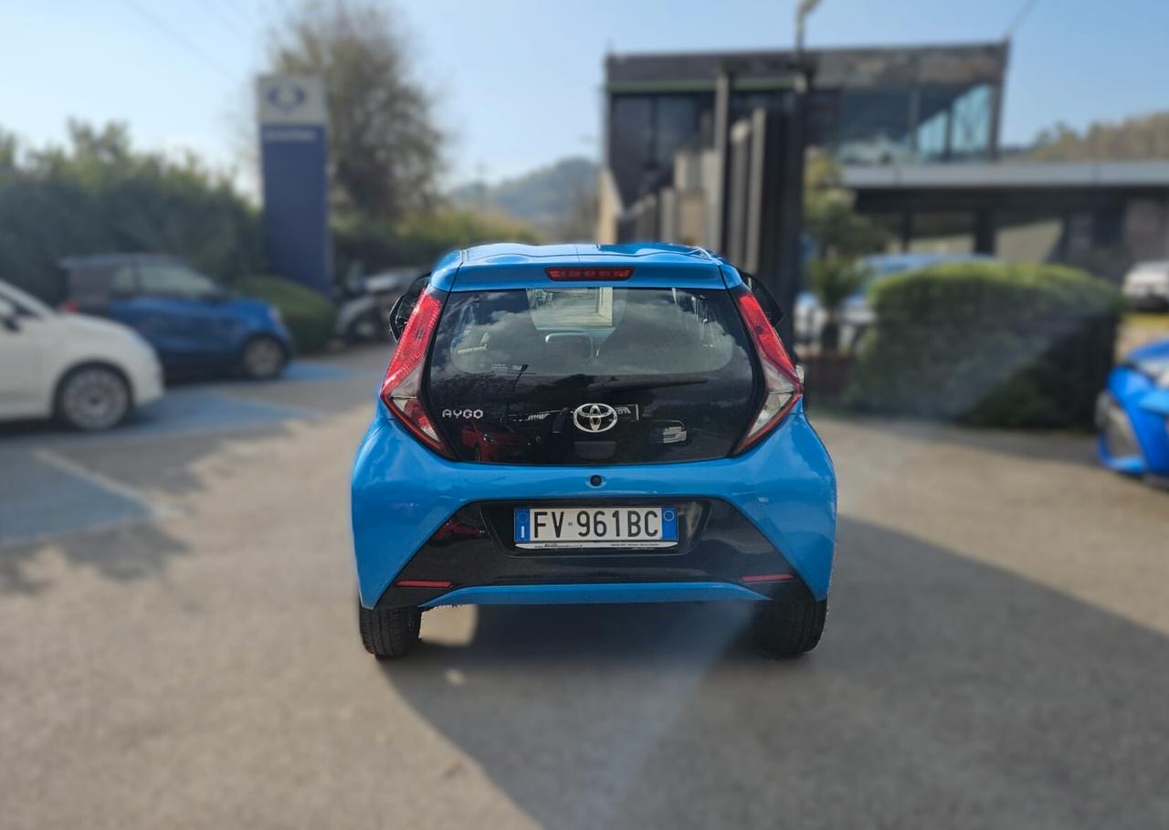 Toyota Aygo 1.0 VVT-i 72 CV 5 porte x-cite AUTOMATICA