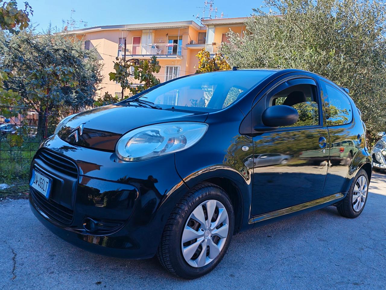 POCHI KM !! CITROEN C1 RESTYLING CON CARPLAY