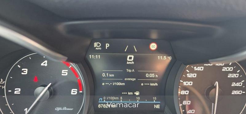Alfa Romeo Stelvio 2.2 TDS 210CV Veloce AT8 Q4 con blocco differenziale