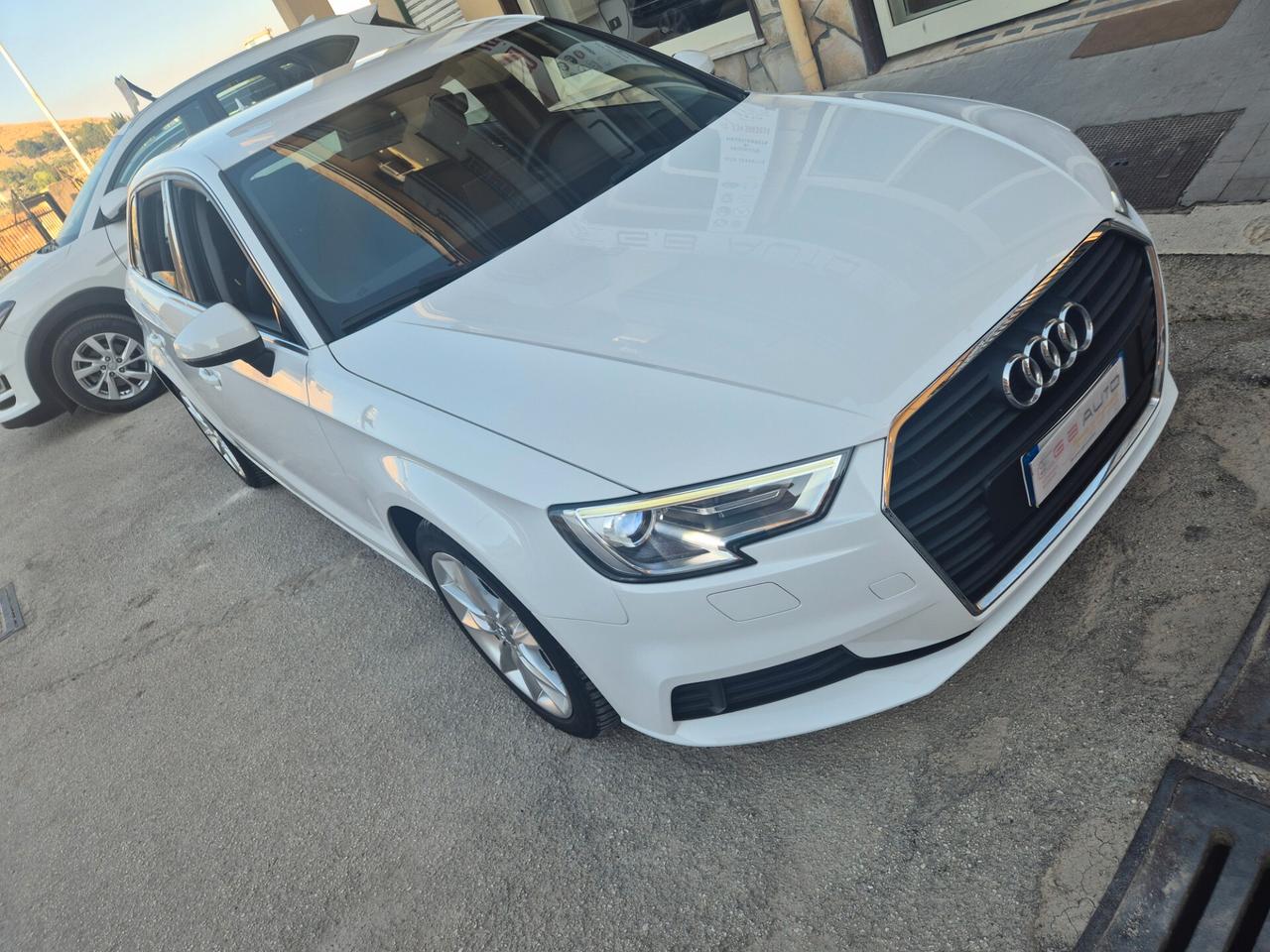 AUDI A3 ANNO 2018 FARI LED SOLI KM 90000 CERTIFICATI