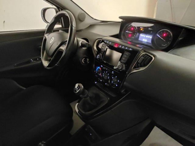 LANCIA Ypsilon 1.2 69 CV 5 porte S&S Gold