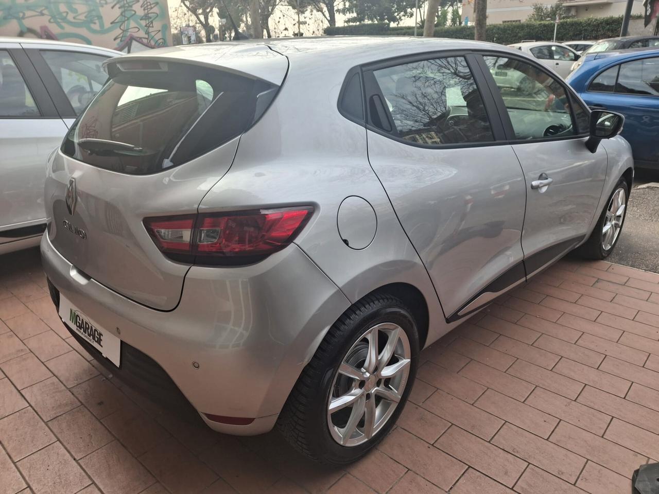 Renault Clio TCe 100 CV 5 porte Intens