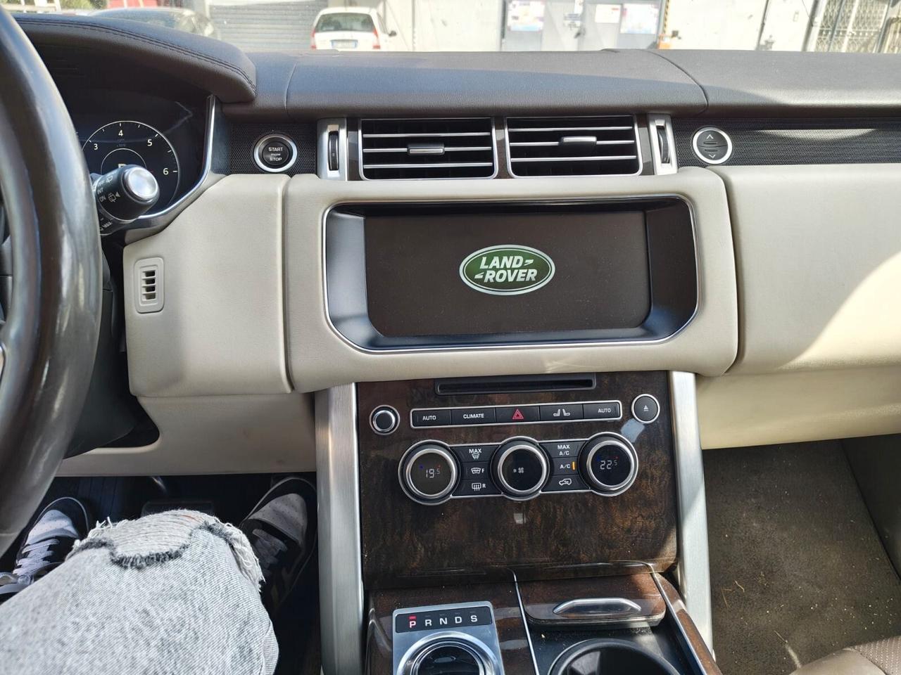 Land Rover Range Vogue 4.4 SDV8 LWB
