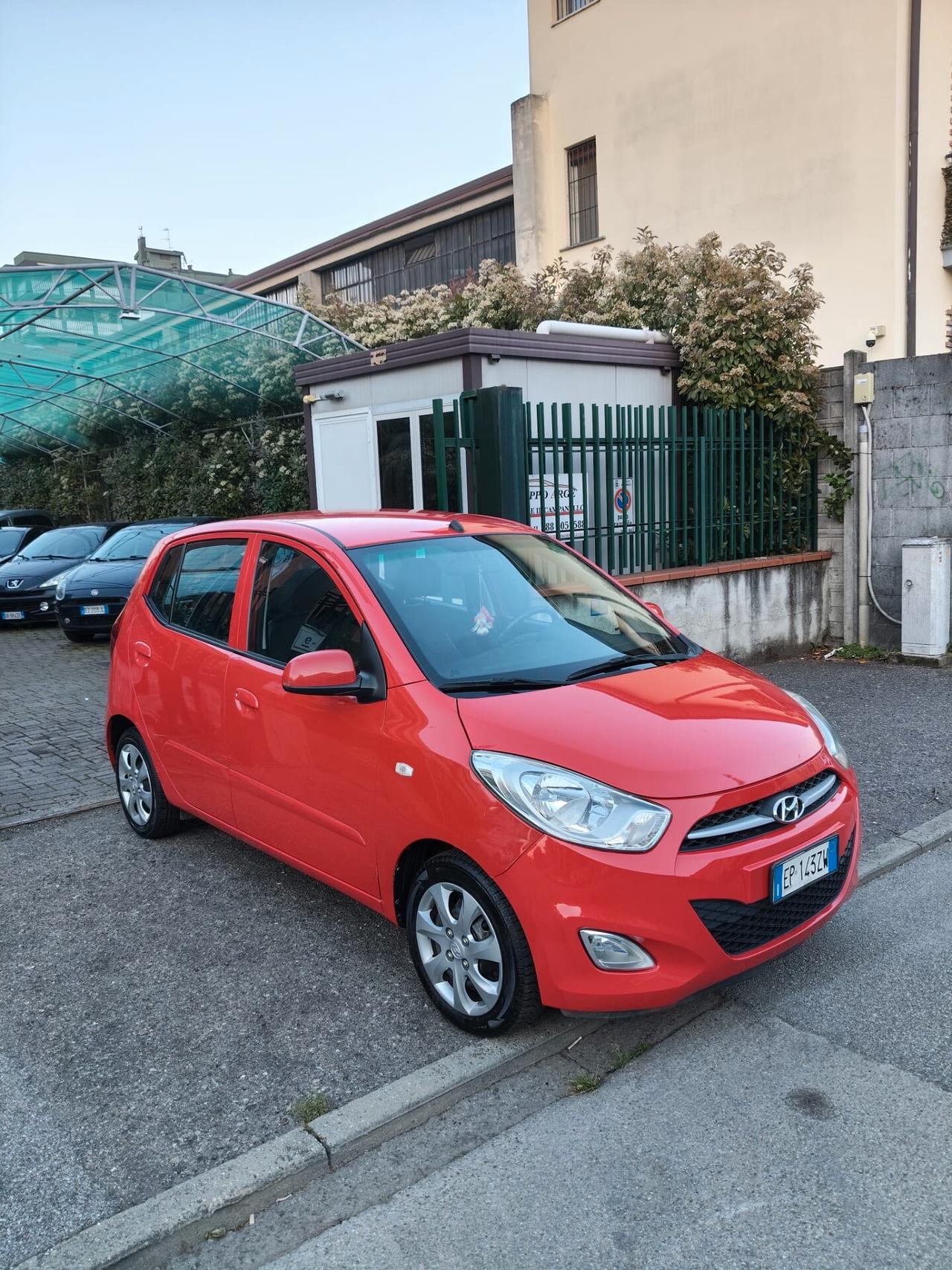 Hyundai i10 1.1 12V BlueDrive GPL Sound Edition