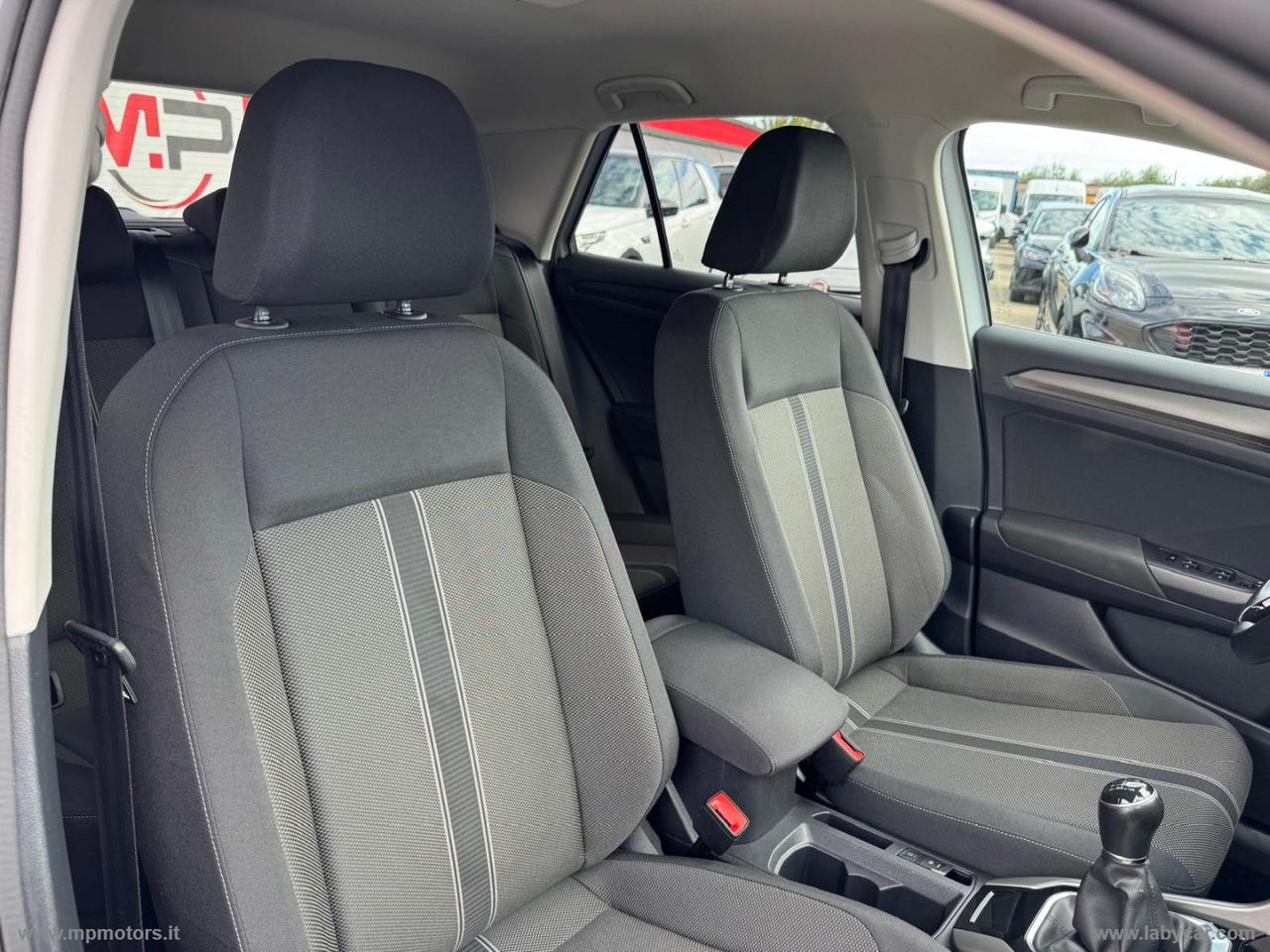 VOLKSWAGEN T-ROC STYLE 1.0 TSI 110CV