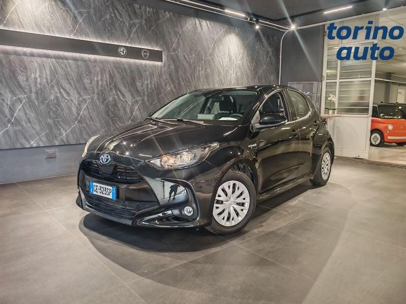 Toyota Yaris Hybrid Business