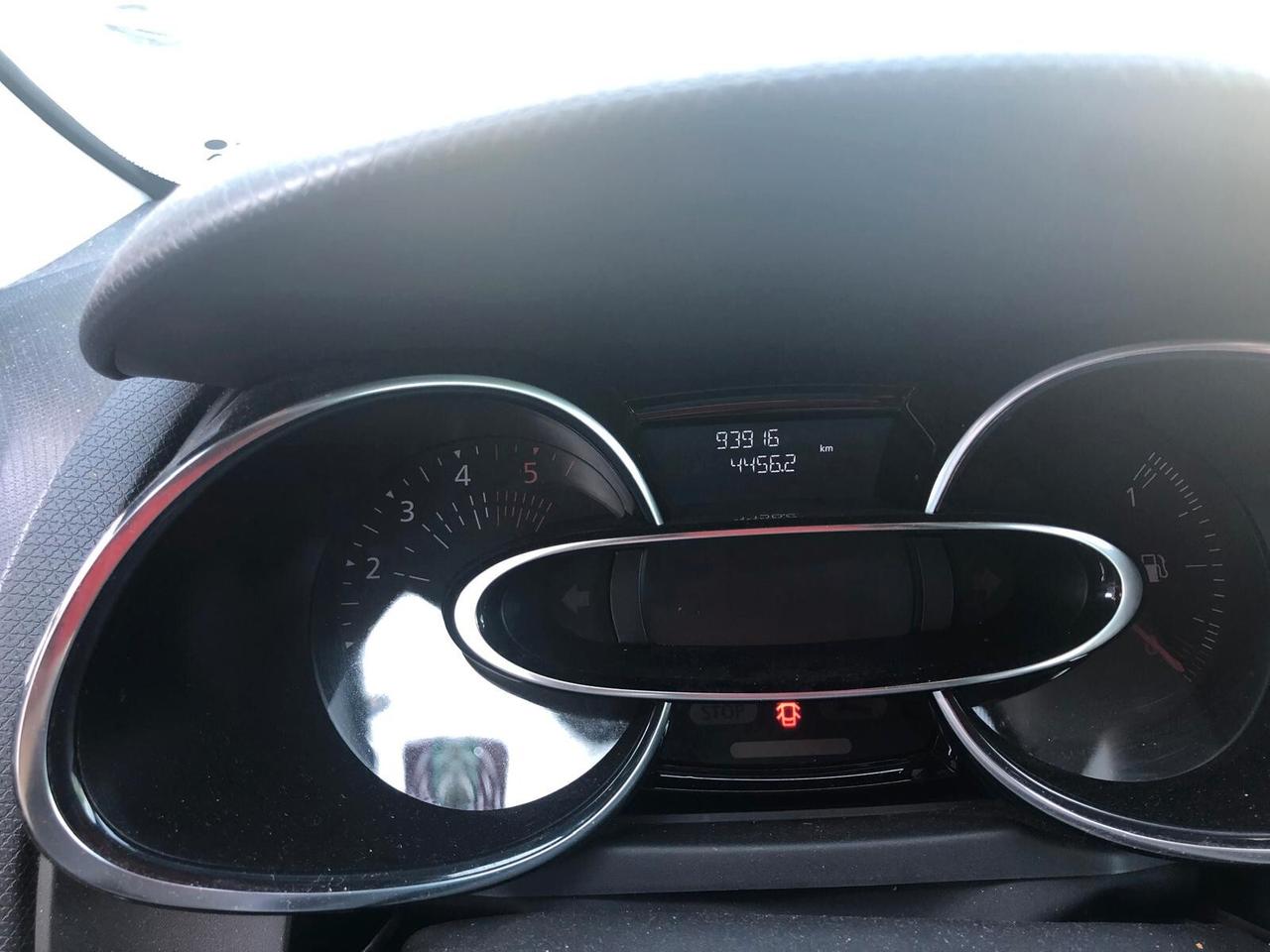 Renault Clio dCi 8V 75 CV 5 porte Moschino Intens