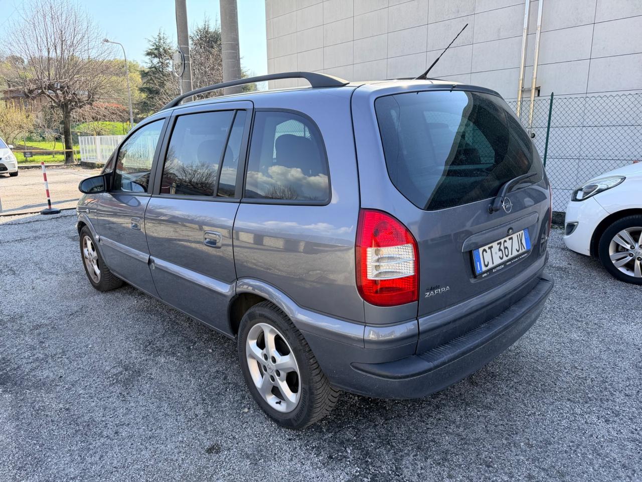 Opel Zafira 1.6benzina 101cv 7 POSTI