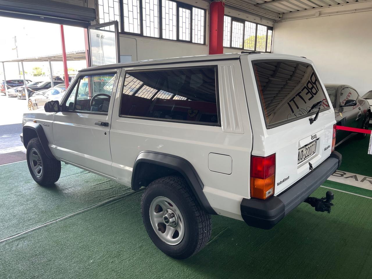 Jeep Cherokee 2.1 TD 3 Porte Gancio PERMUTE RATE
