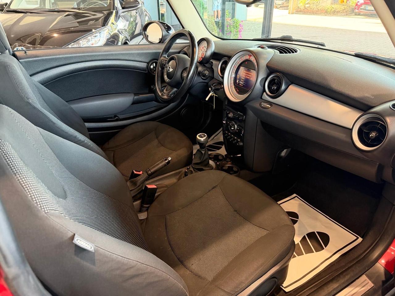 Mini 1.6 16V One (55kW)