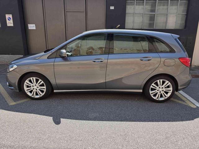 MERCEDES-BENZ B 180 Executive