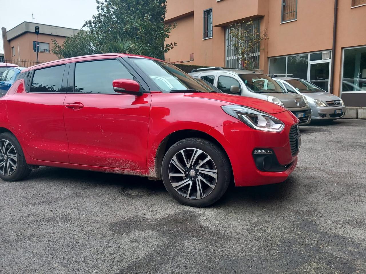 Suzuki Swift 1.2 Hybrid Top