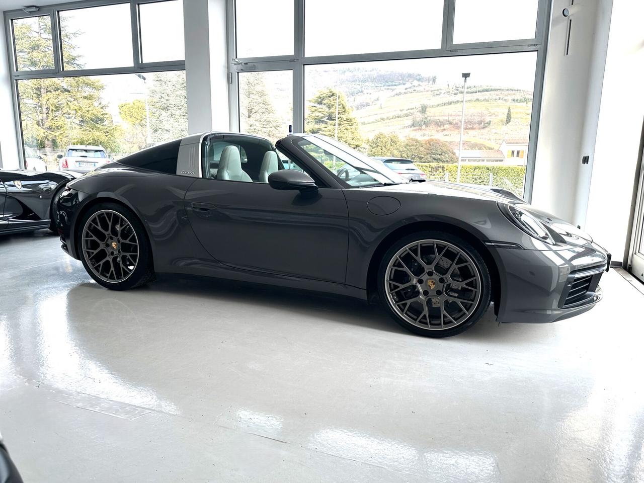 Porsche 911 Targa 4