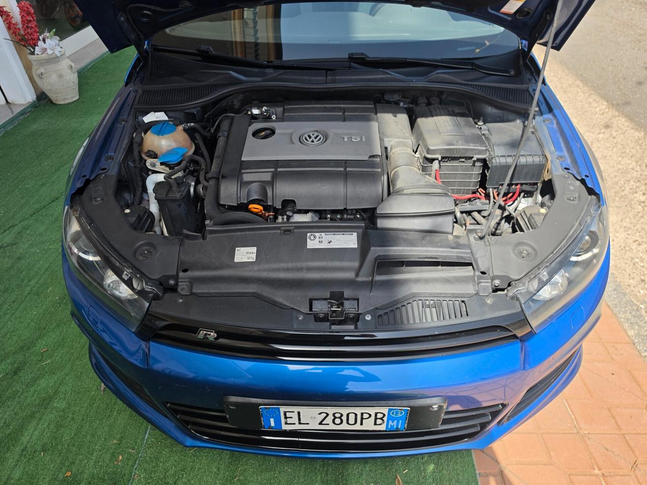 Volkswagen Scirocco R 2.0 TSI 265CV