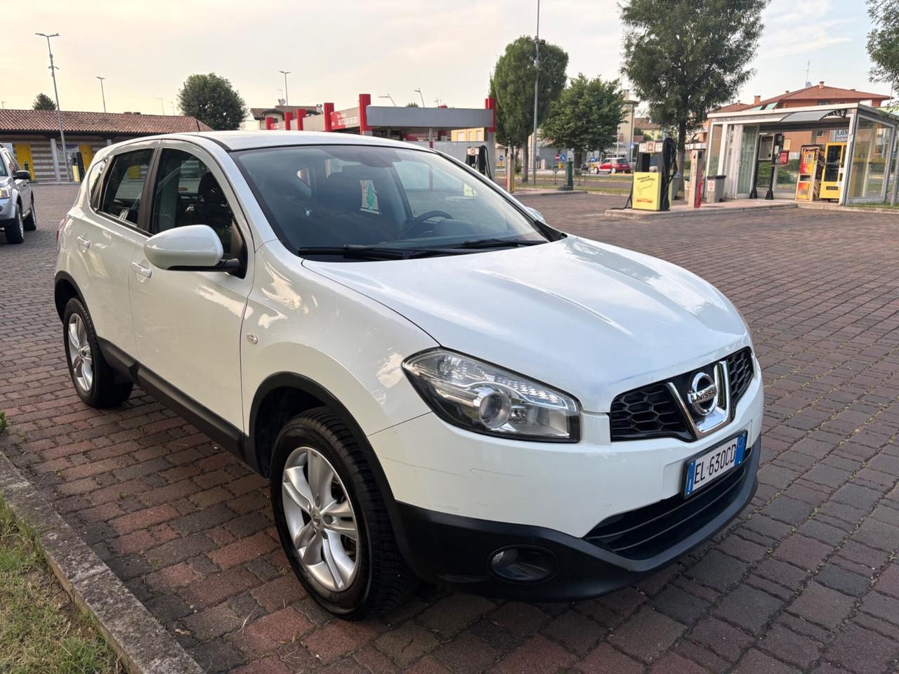 Nissan Qashqai 1.5 dCi DPF Visia ok Neopatentati!!!