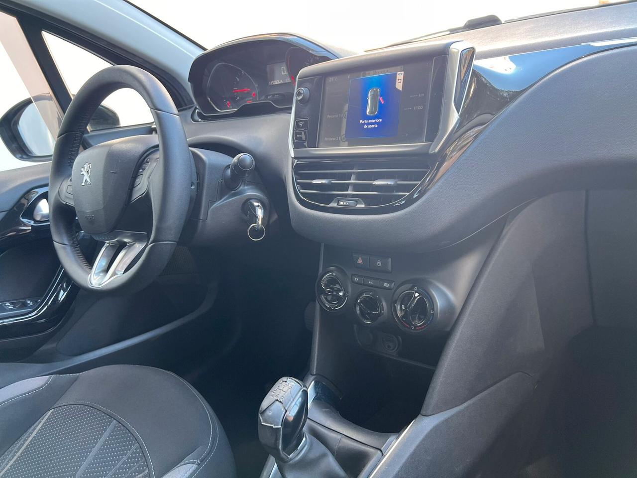 Peugeot 208 1.2 VTi 82 CV 3 porte Allure