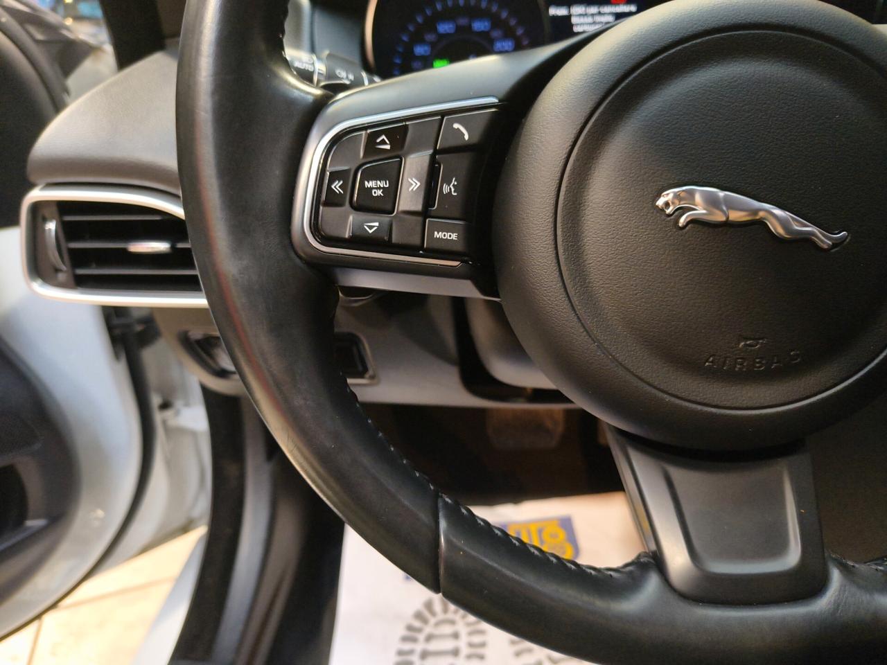 Jaguar XE 2.0 D Turbo 180CV aut. Portfolio