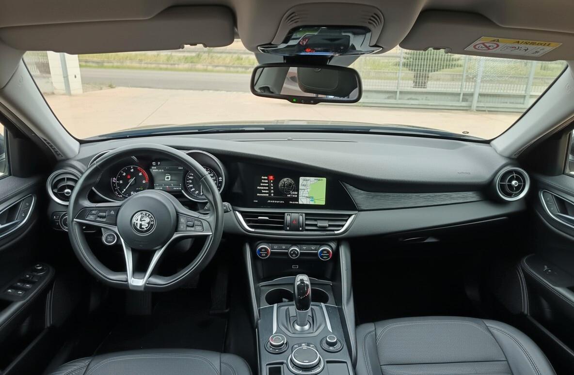 Alfa Romeo Giulia 2.2 Turbodiesel 190 CV AT8 Executive