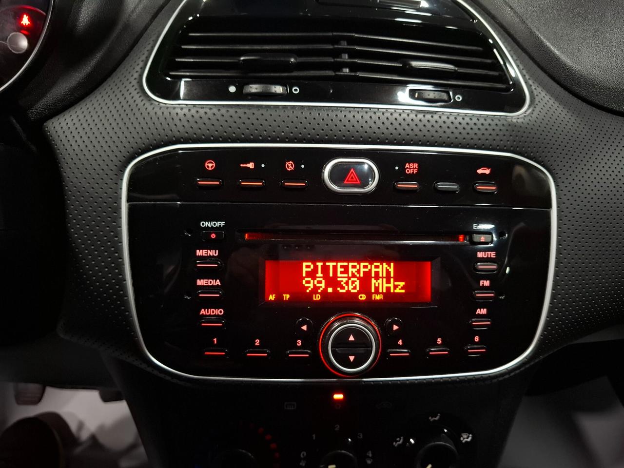 Fiat Punto Evo 1.4 benzina Neopatentato