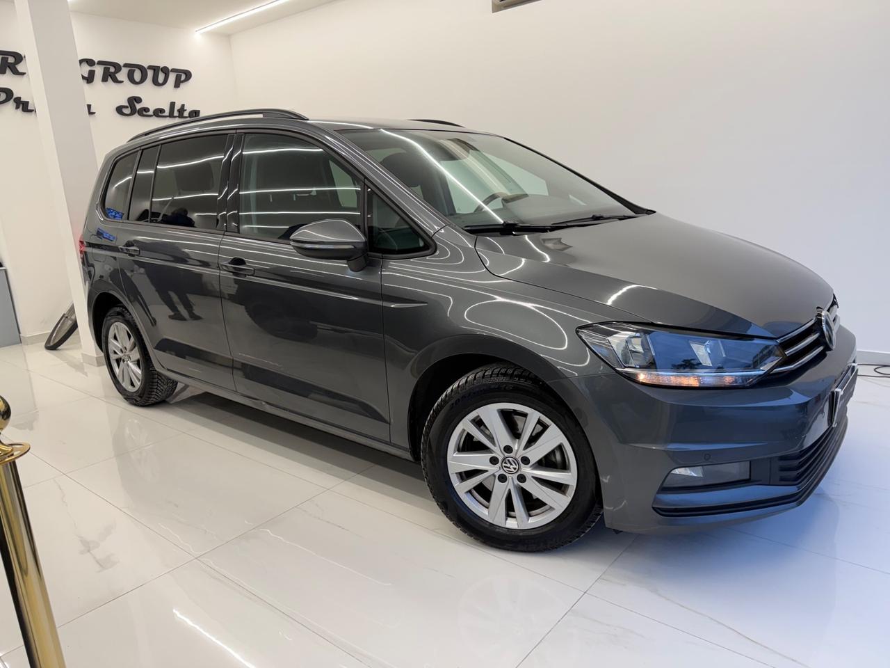 Volkswagen Touran 2.0 TDI 115 CV DSG IVA 7 posti