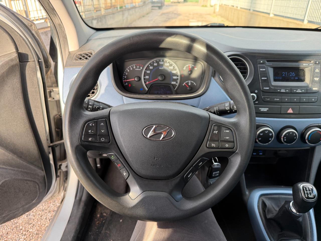 HYUNDAI I10 ANNO 2015 1.0 BENZINA *LEGGI