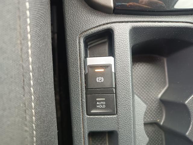 VOLKSWAGEN T-Roc 1.6 TDI SCR Business BlueMotion Technology