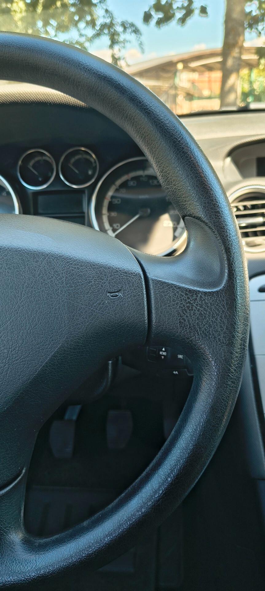 Peugeot 308 1.6 8V HDi 93CV SW Premium