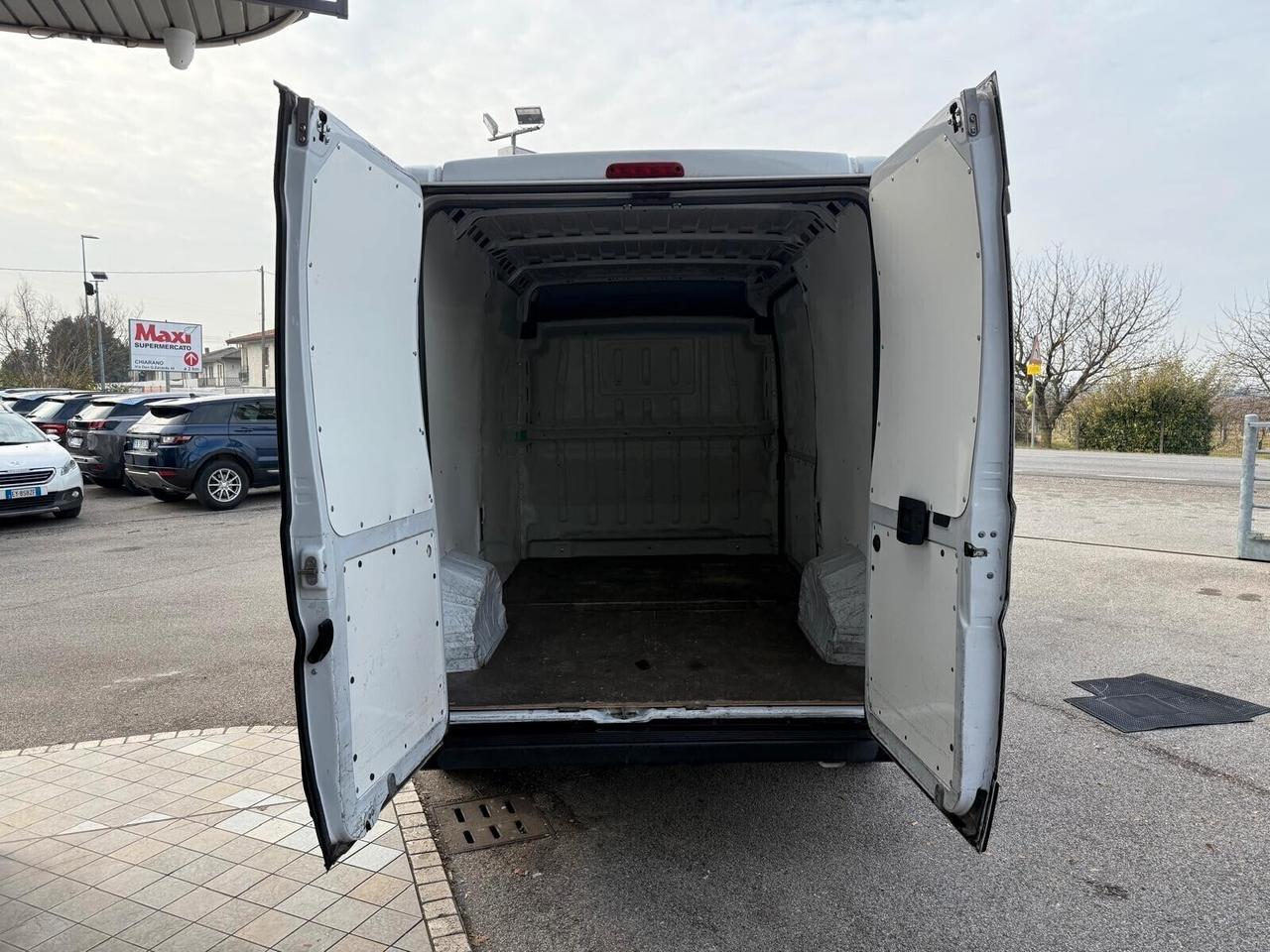 Peugeot Boxer 330 2.2 Diesel Furgone 3 posti