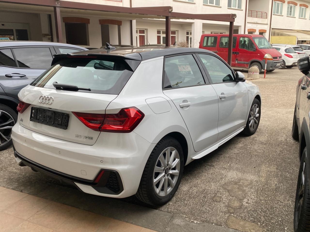 Audi A1 SPB 25 TFSI S line edition OK NEOPATENTATI PREZZO REALE