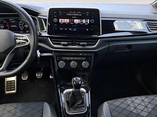 Volkswagen T-Roc 2.0TDI 115CV R-Line - NEOPATENTATI